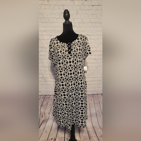 MSK Dresses & Skirts - MSK Black & White Geometric Ring-Detail Women's Dress XL NWT